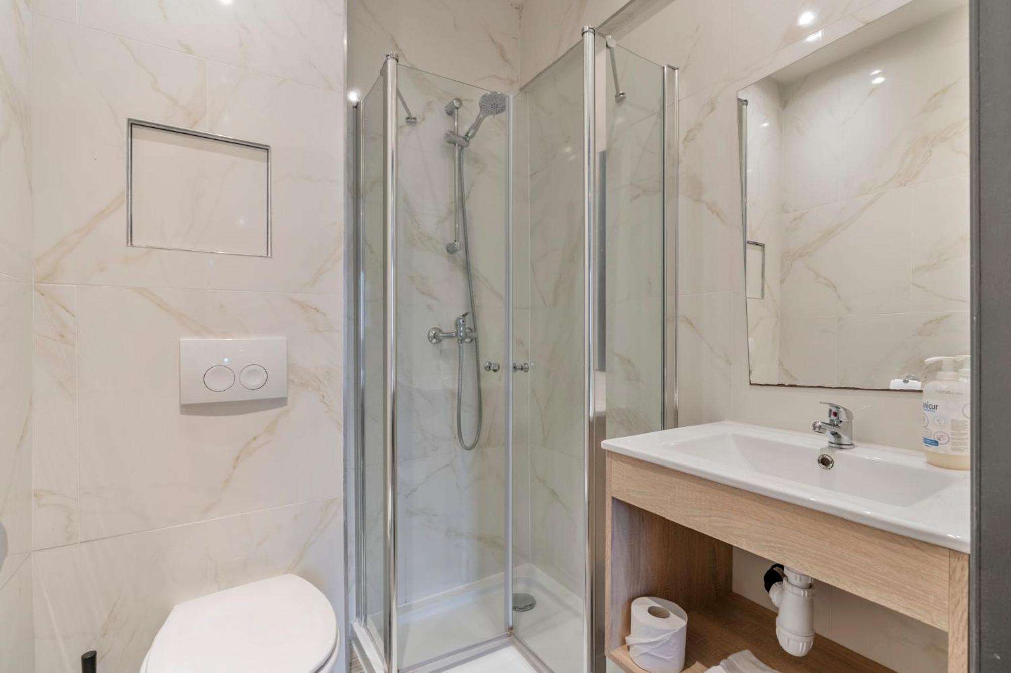 Budget Flats Λουβέν Εξωτερικό φωτογραφία