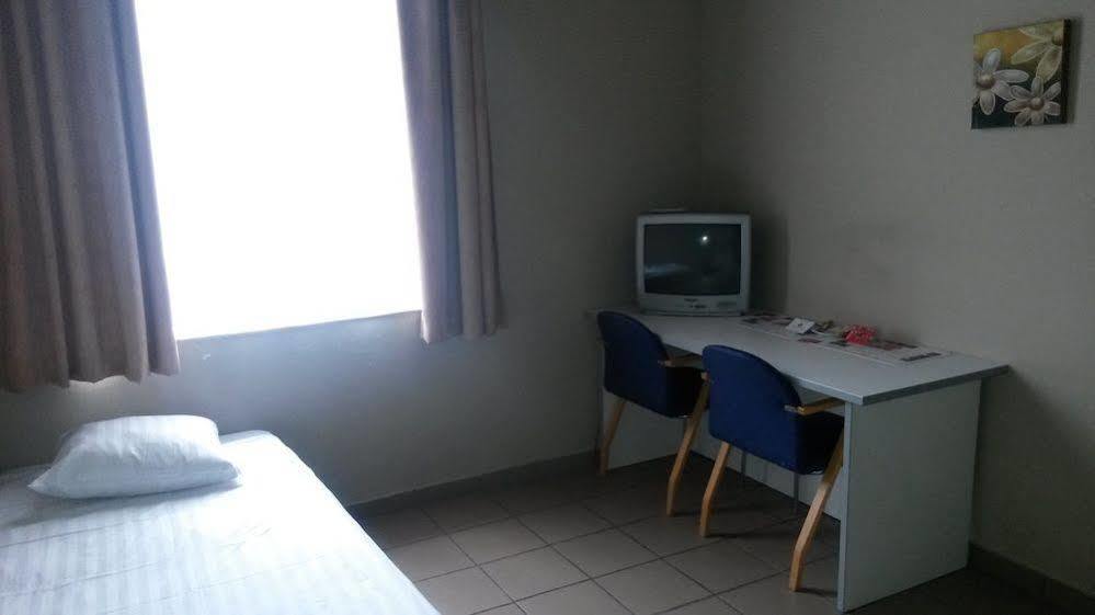 Budget Flats Λουβέν Εξωτερικό φωτογραφία